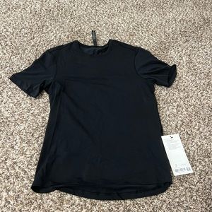 NWT Lululemon 5 Year Basic Tee